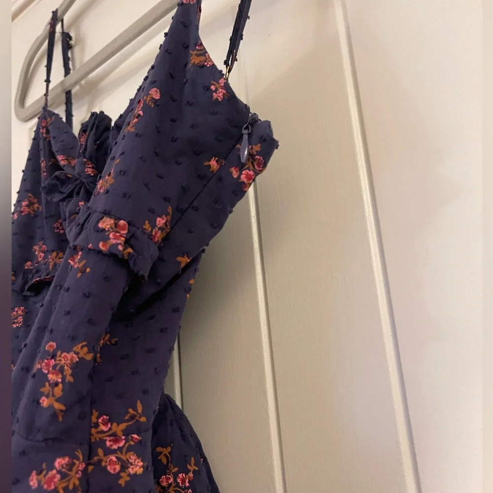 Mini Dress - Picture 4 of 5